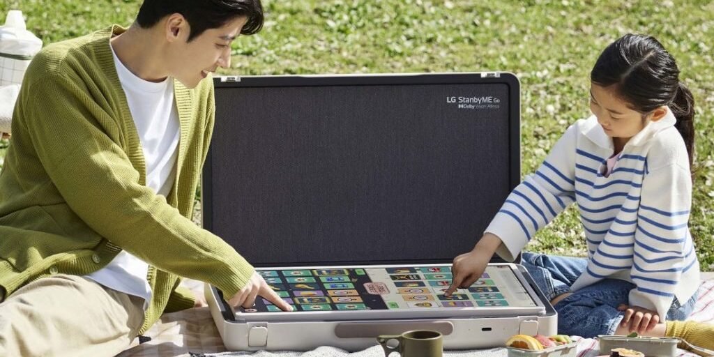 LG showed a portable 27-inch monitor with a suitcase for carrying